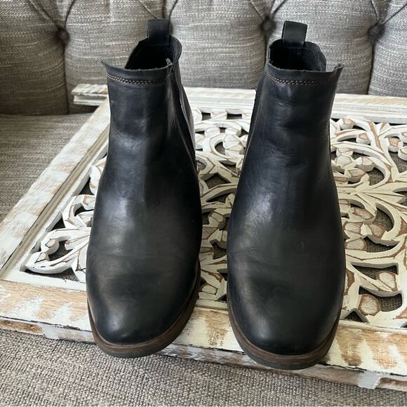 Korks by Kork-Ease Black Leather Ankle Boots Women’s 9.5 - Picture 2 of 8